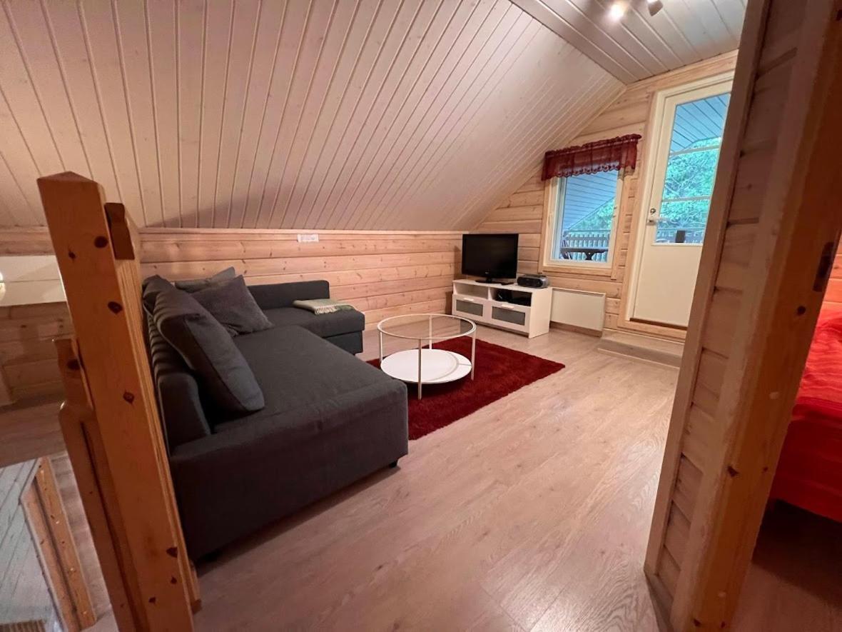 Keskikosken Lomamoekit Venajanjarvi Exterior foto