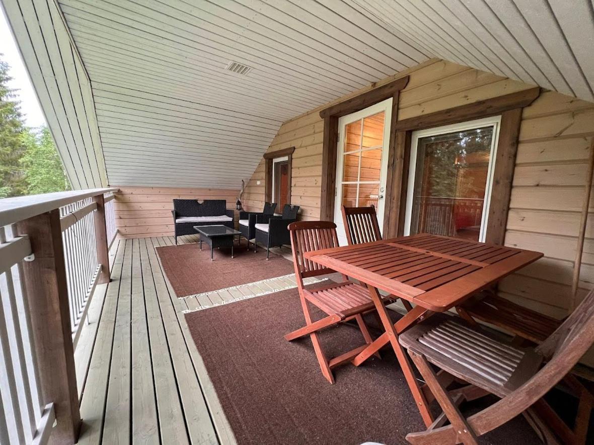 Keskikosken Lomamoekit Venajanjarvi Exterior foto