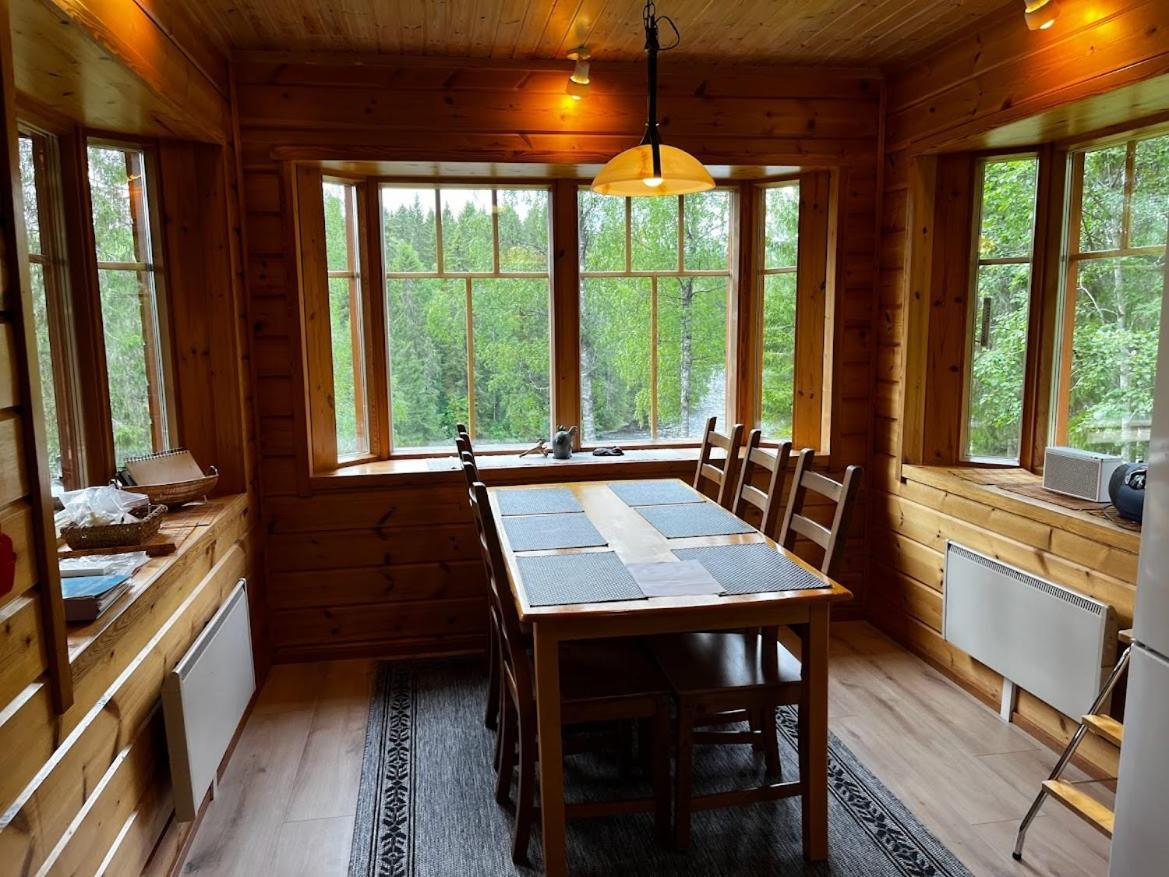 Keskikosken Lomamoekit Venajanjarvi Exterior foto