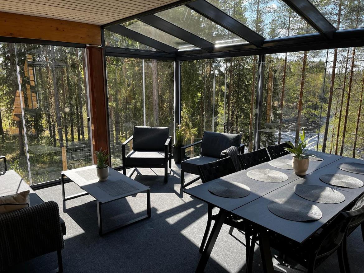 Keskikosken Lomamoekit Venajanjarvi Exterior foto